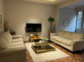 Charming luxurious 2 bedroom apartment in zamalek